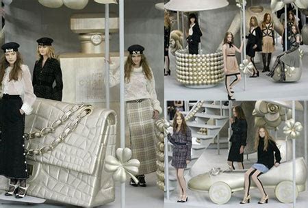 chanel 2006-2008 designs|Chanel carousel 2008.